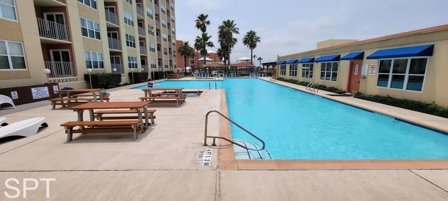 Beach Access Condo With Pool, Hot Tub Area & Bbq - Gulfview I - Unit 213 South Padre Island Exterior photo