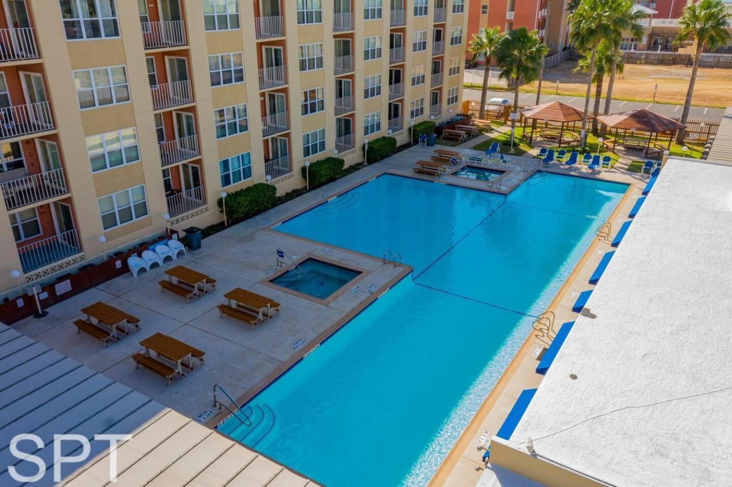 Beach Access Condo With Pool, Hot Tub Area & Bbq - Gulfview I - Unit 213 South Padre Island Exterior photo